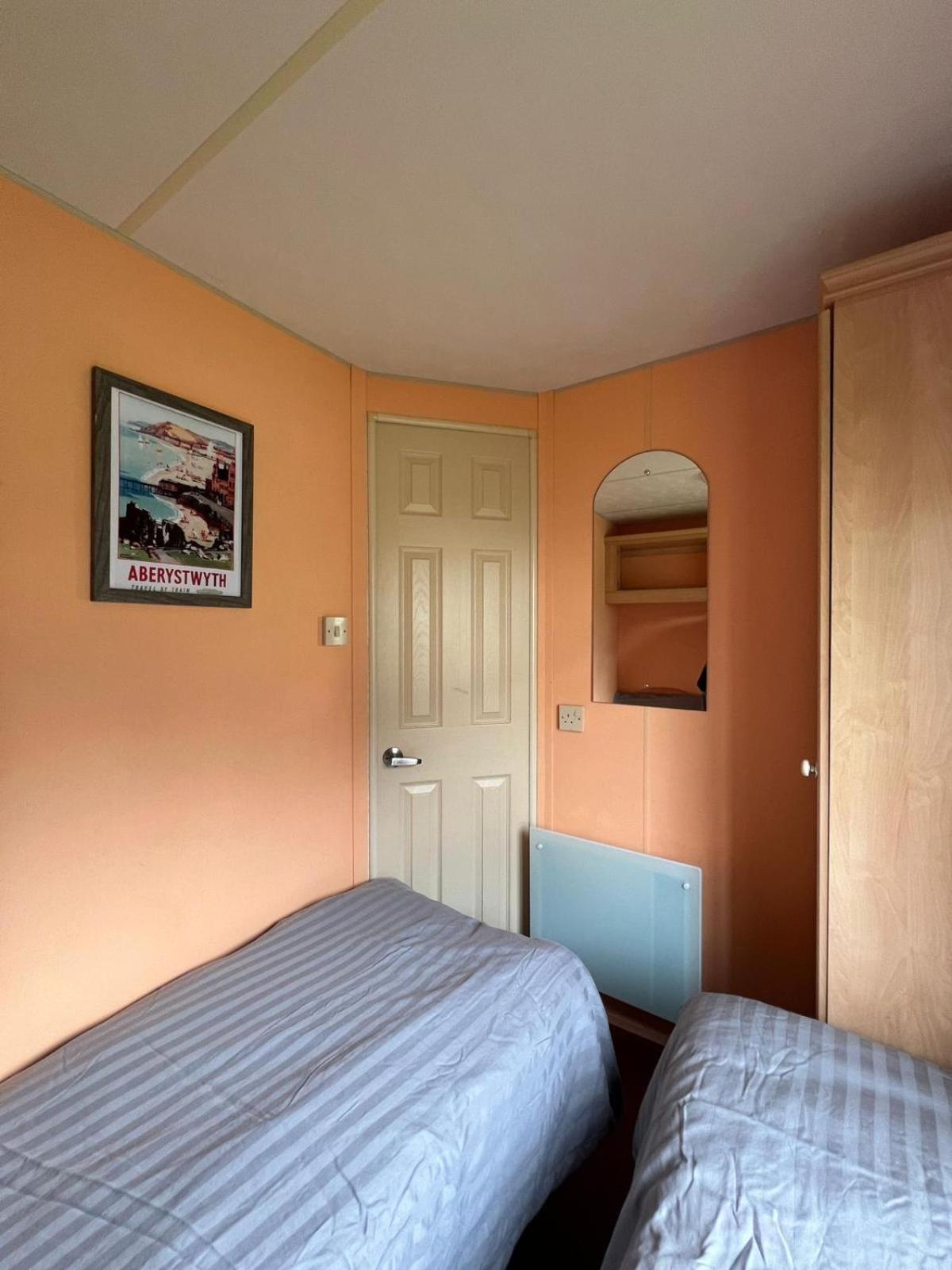 Spacious 2 Bedroomed Mobile Home آبيريستويث المظهر الخارجي الصورة