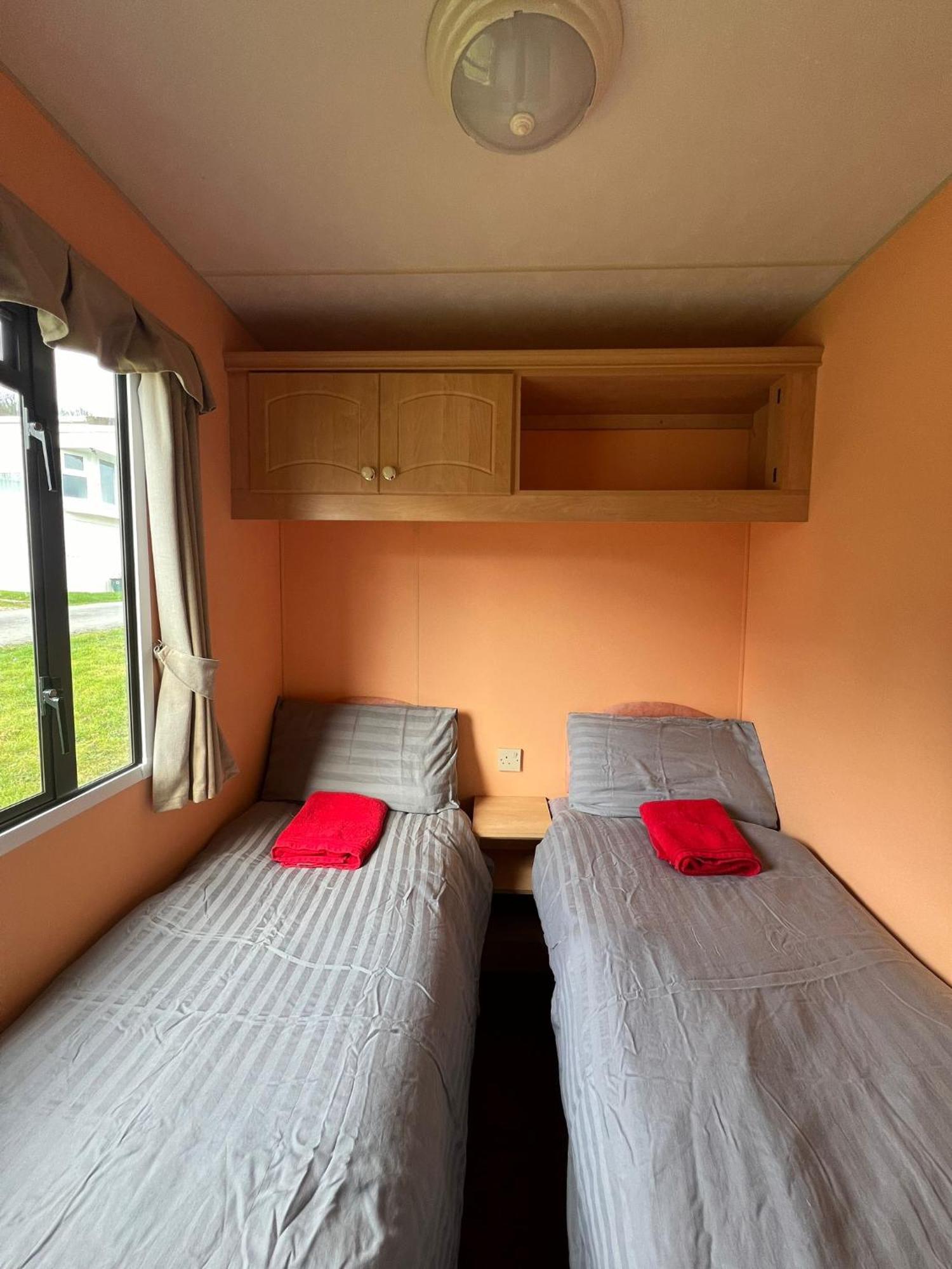Spacious 2 Bedroomed Mobile Home آبيريستويث المظهر الخارجي الصورة